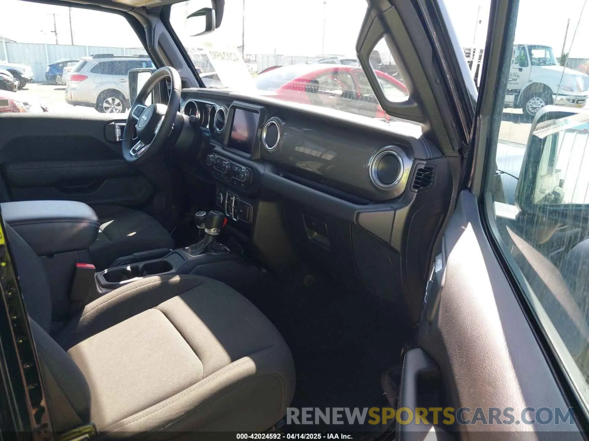 5 fotografías del automóvil dañado 1C6HJTFG1PL521251 JEEP GLADIATOR 2023
