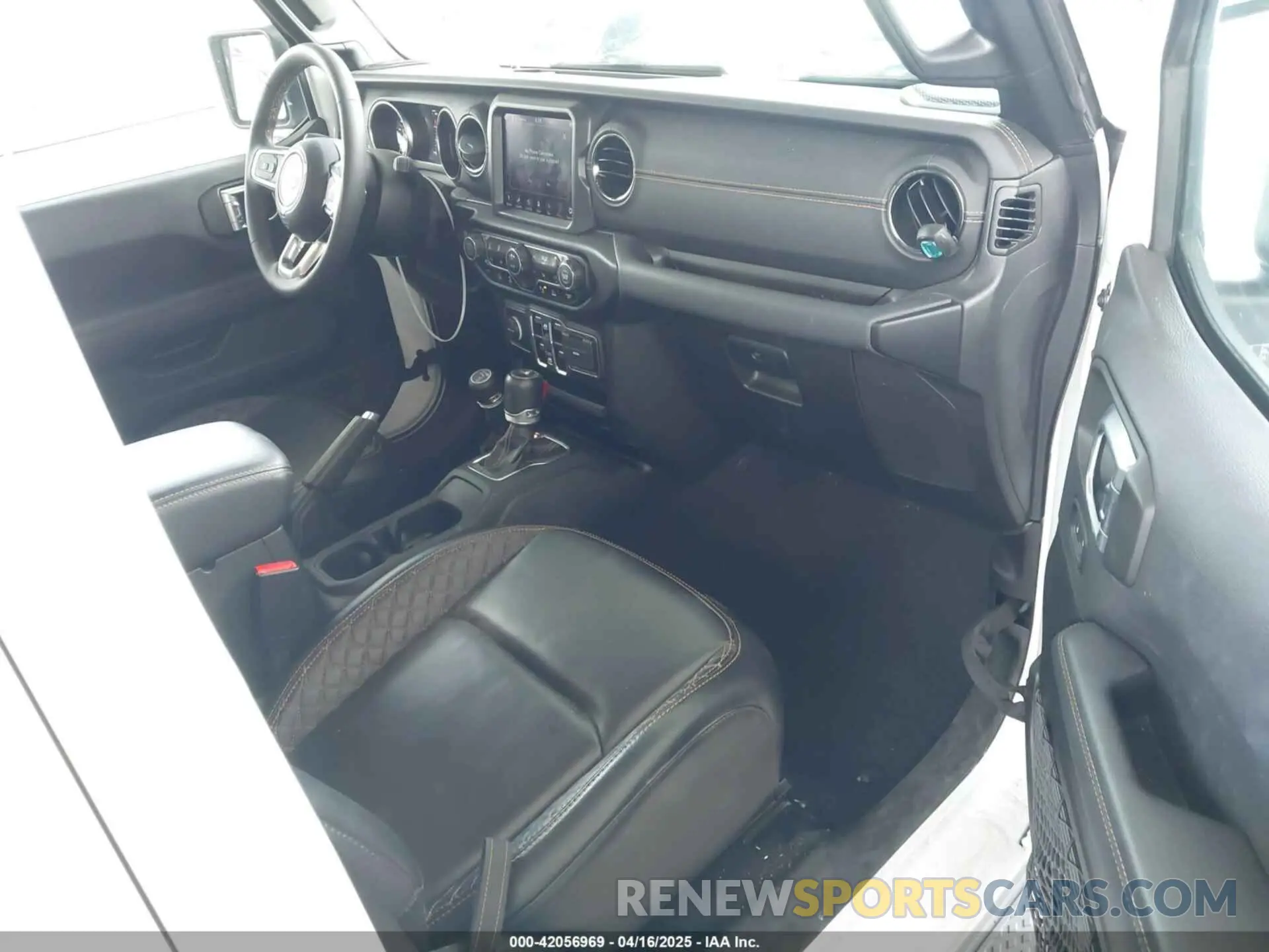 5 fotografías del automóvil dañado 1C6HJTFG7PL543870 JEEP GLADIATOR 2023