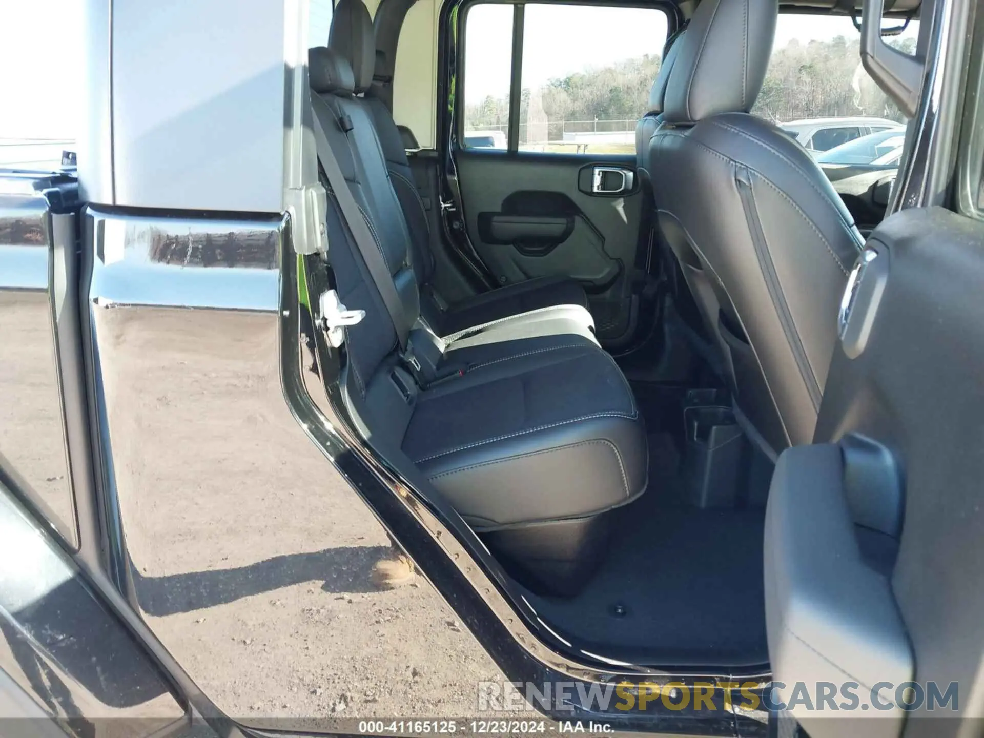 8 fotografías del automóvil dañado 1C6JJTAG3PL518294 JEEP GLADIATOR 2023