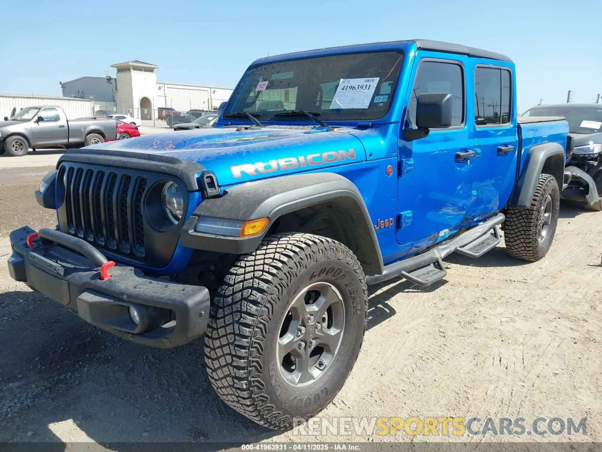 2 fotografías del automóvil dañado 1C6JJTBG3PL581023 JEEP GLADIATOR 2023