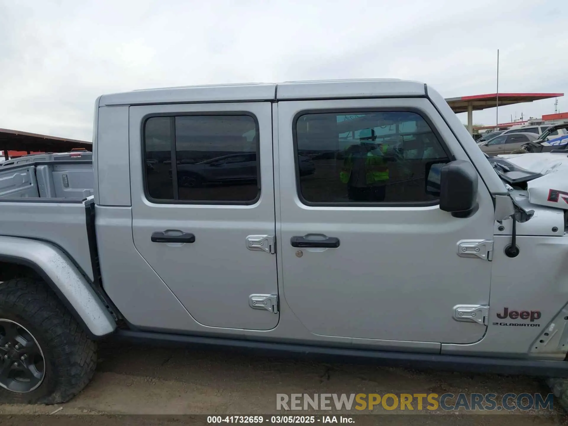 13 fotografías del automóvil dañado 1C6JJTBG9PL524342 JEEP GLADIATOR 2023