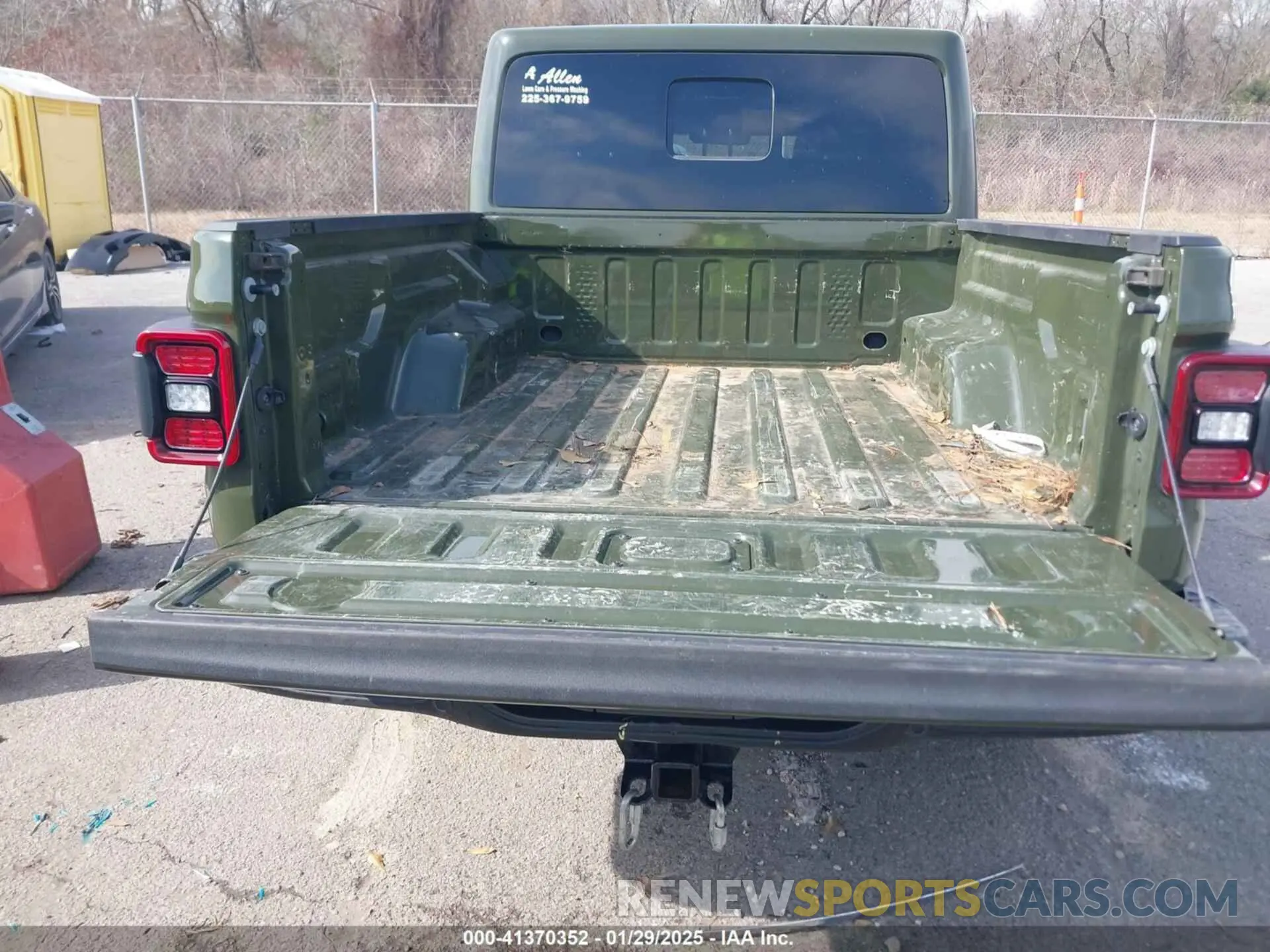 8 fotografías del automóvil dañado 1C6JJTBGXPL586154 JEEP GLADIATOR 2023