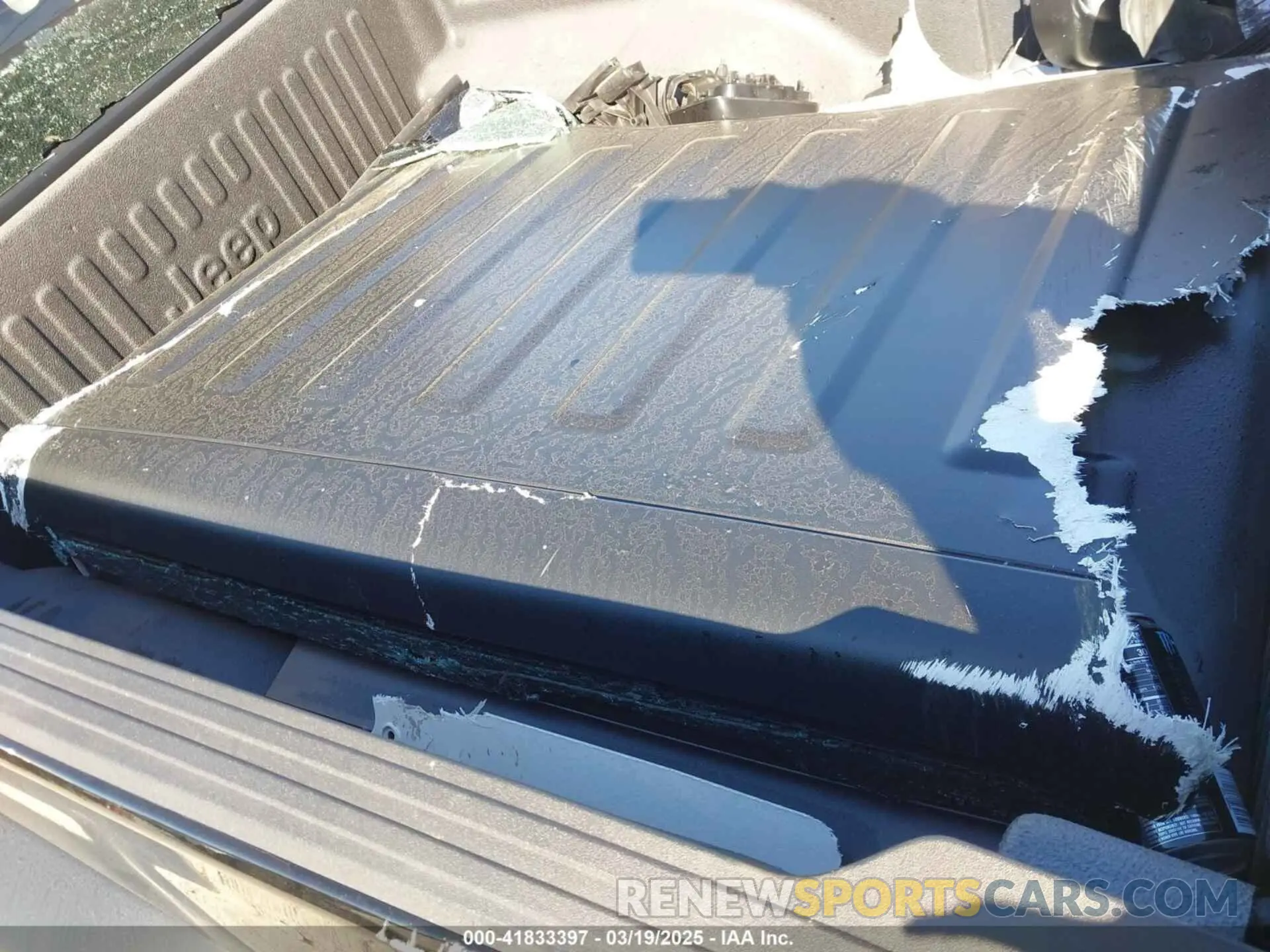 12 fotografías del automóvil dañado 1C6HJTAG6RL111586 JEEP GLADIATOR 2024