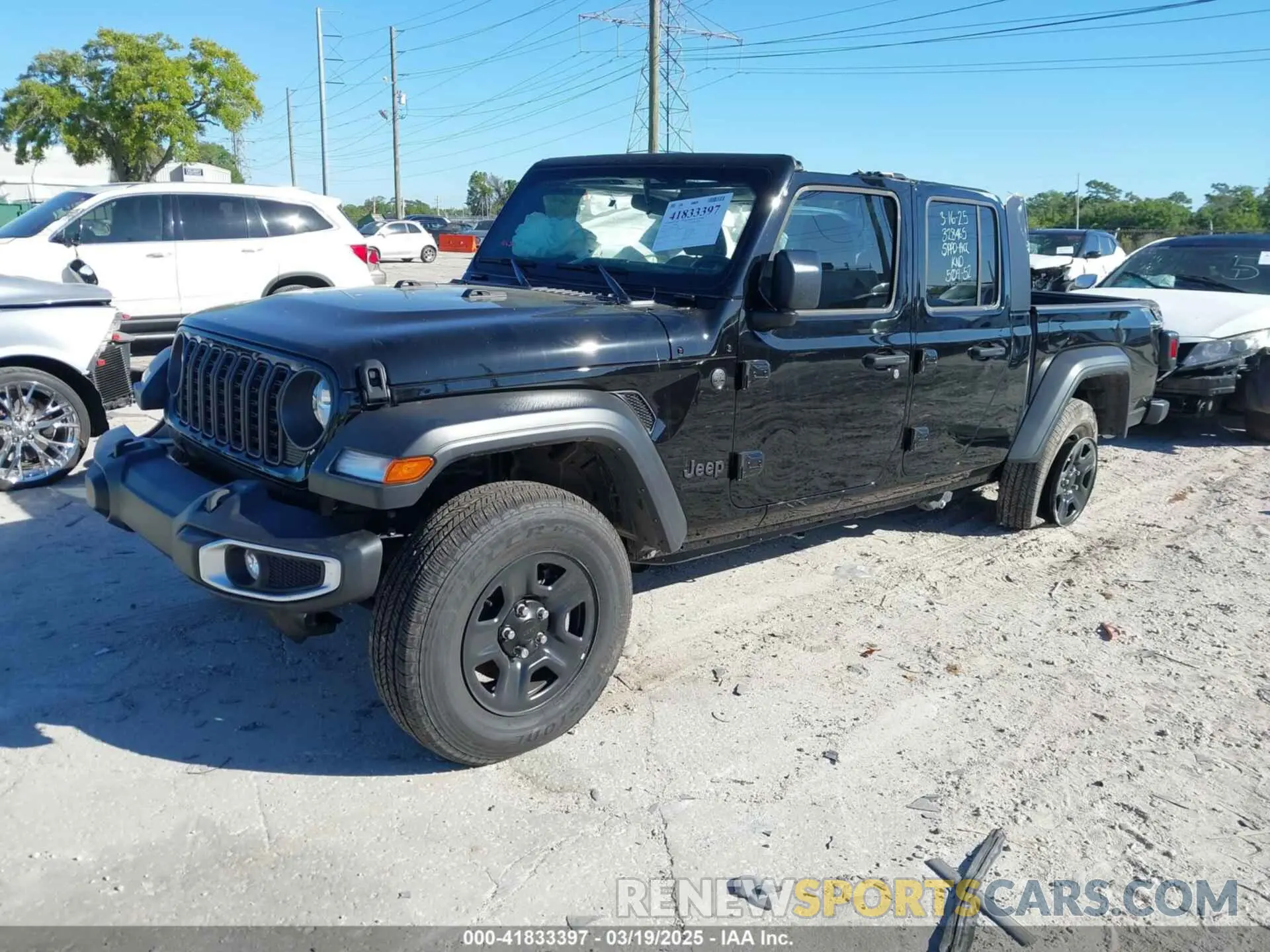2 fotografías del automóvil dañado 1C6HJTAG6RL111586 JEEP GLADIATOR 2024