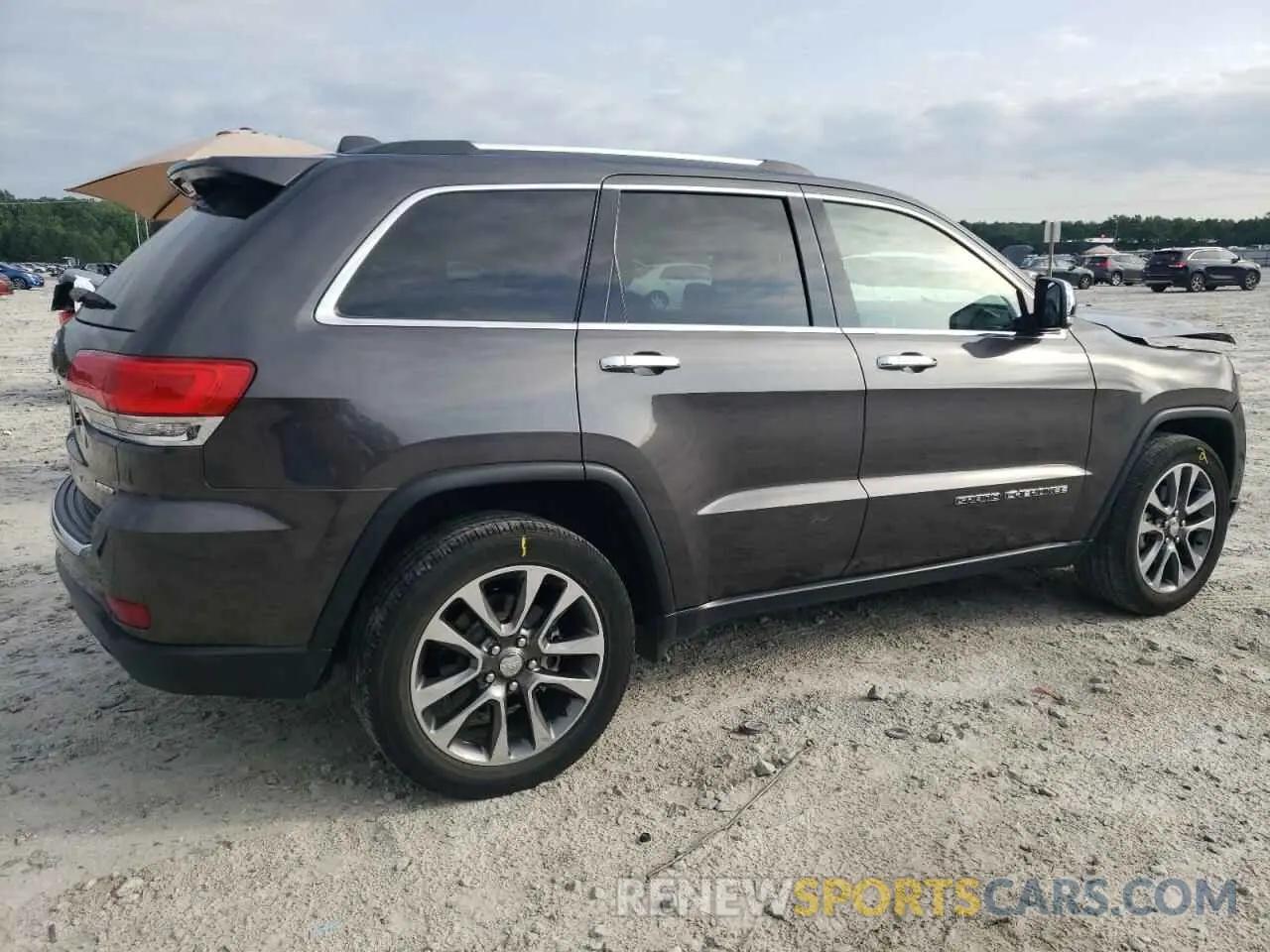 3 fotografías del automóvil dañado 1C4RJEBG8JC260657 JEEP GRAND CHER 2018