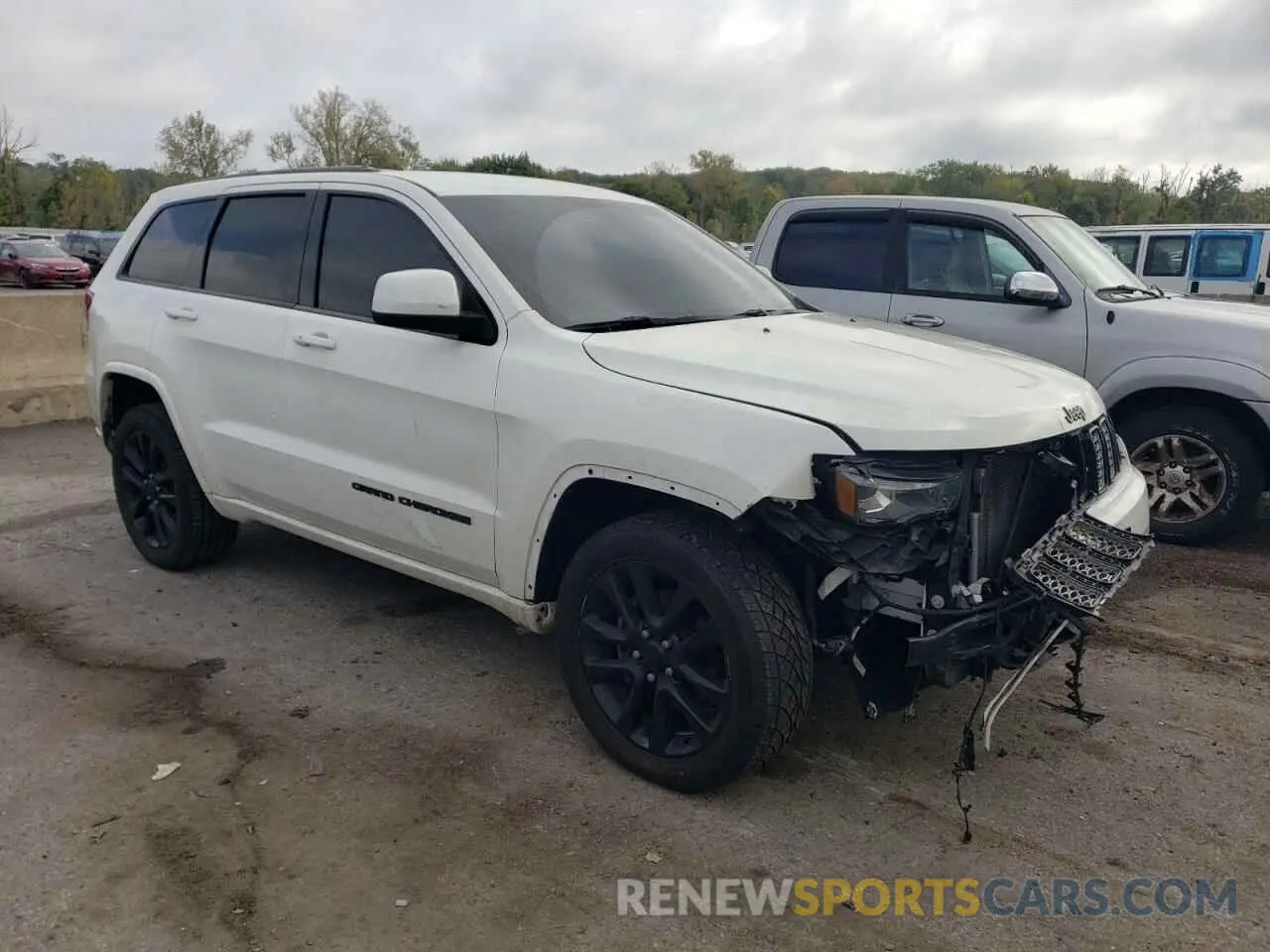 4 fotografías del automóvil dañado 1C4RJFAGXJC499800 JEEP GRAND CHER 2018