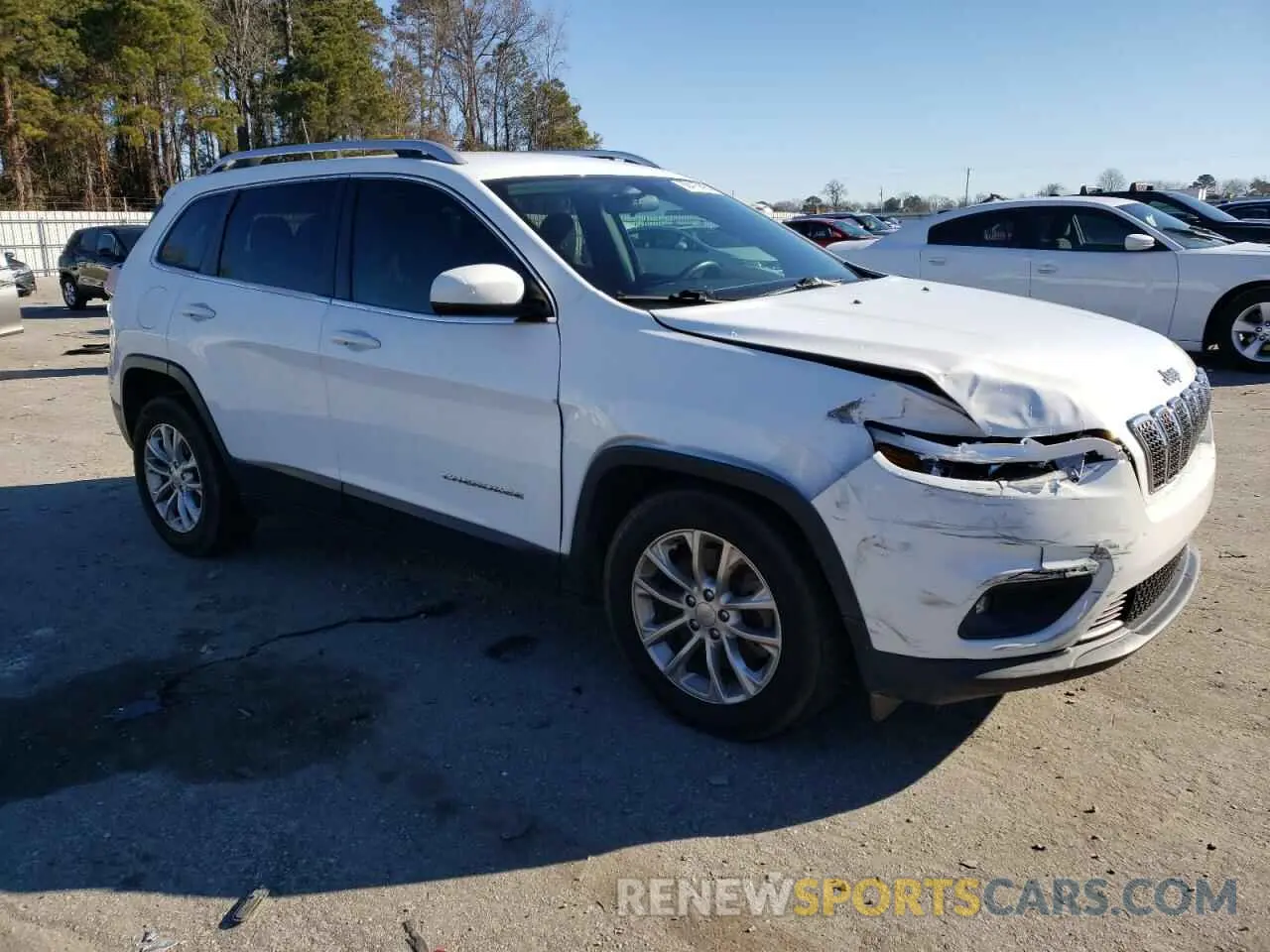 4 fotografías del automóvil dañado 1C4PJLCB0KD246911 JEEP GRAND CHER 2019