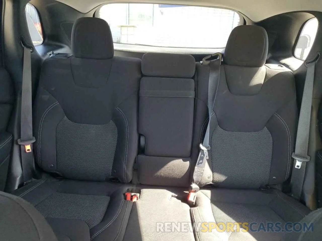 10 fotografías del automóvil dañado 1C4PJLCB1KD265029 JEEP GRAND CHER 2019