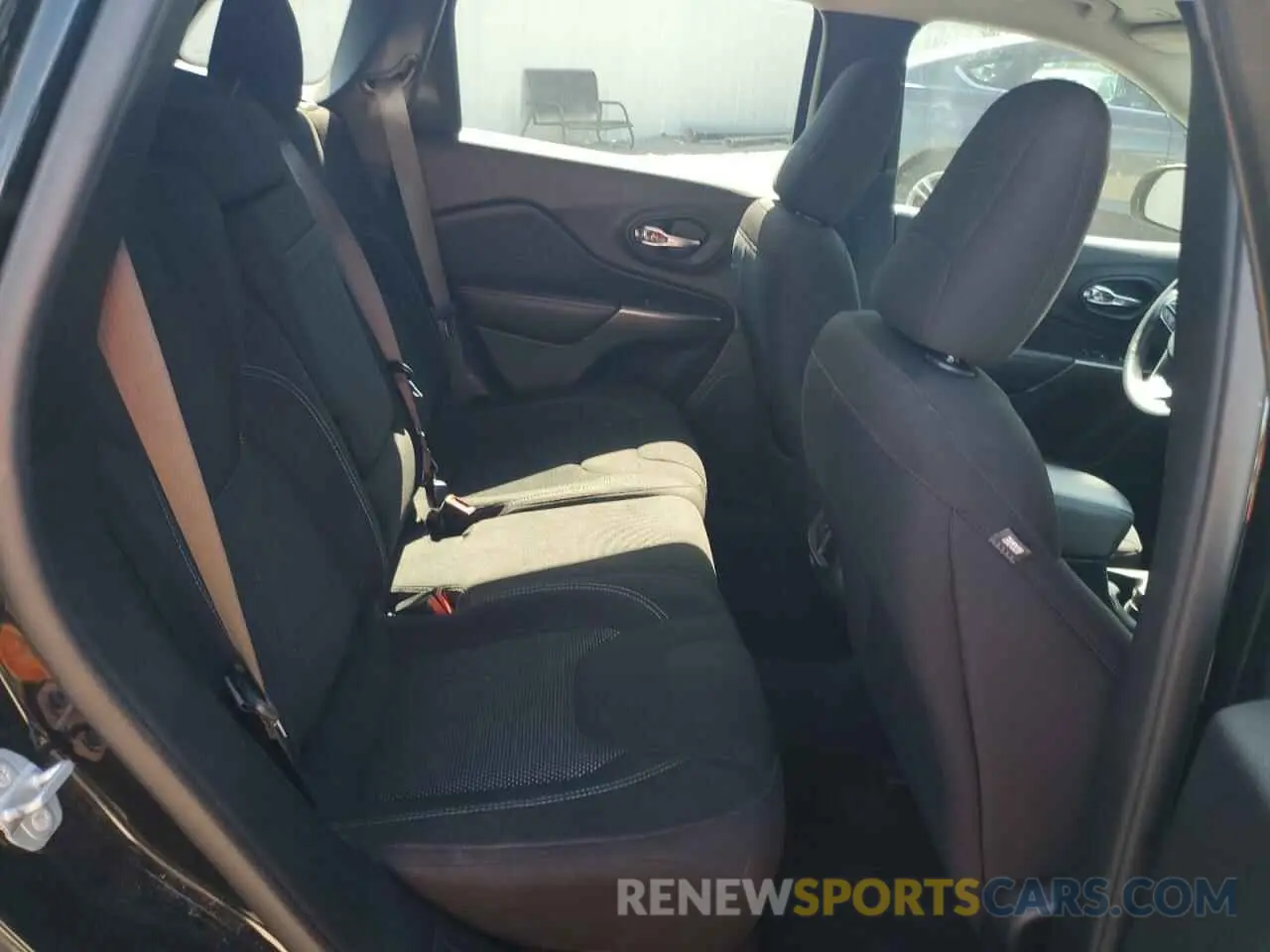 11 fotografías del automóvil dañado 1C4PJLCB1KD265029 JEEP GRAND CHER 2019
