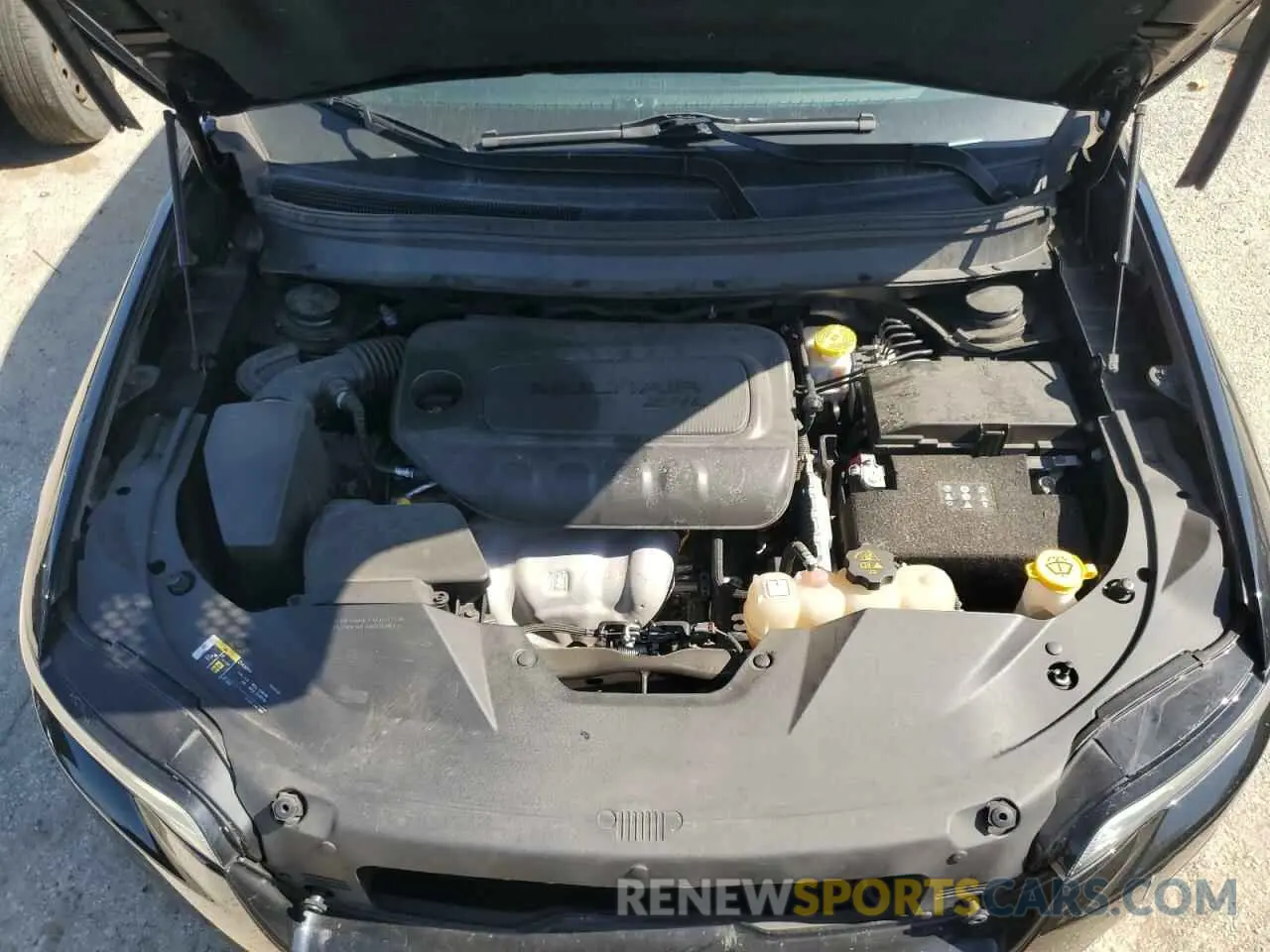 12 fotografías del automóvil dañado 1C4PJLCB1KD265029 JEEP GRAND CHER 2019