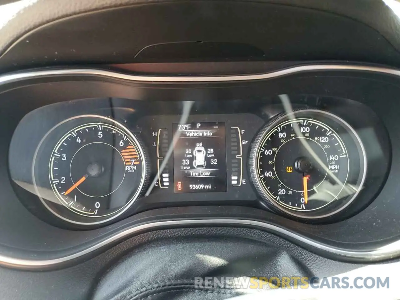9 fotografías del automóvil dañado 1C4PJLCB1KD265029 JEEP GRAND CHER 2019