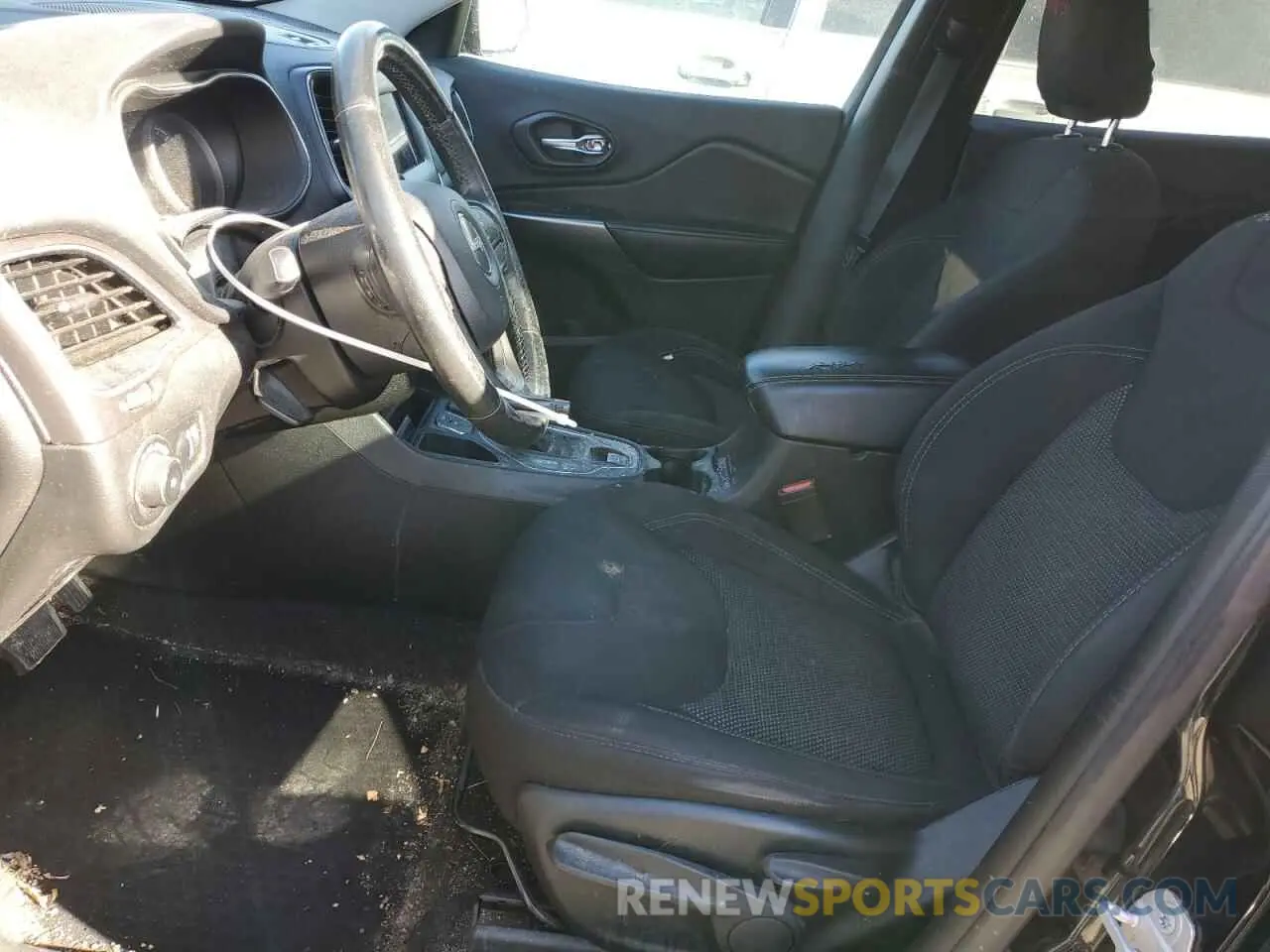 7 fotografías del automóvil dañado 1C4PJLCB1KD348749 JEEP GRAND CHER 2019