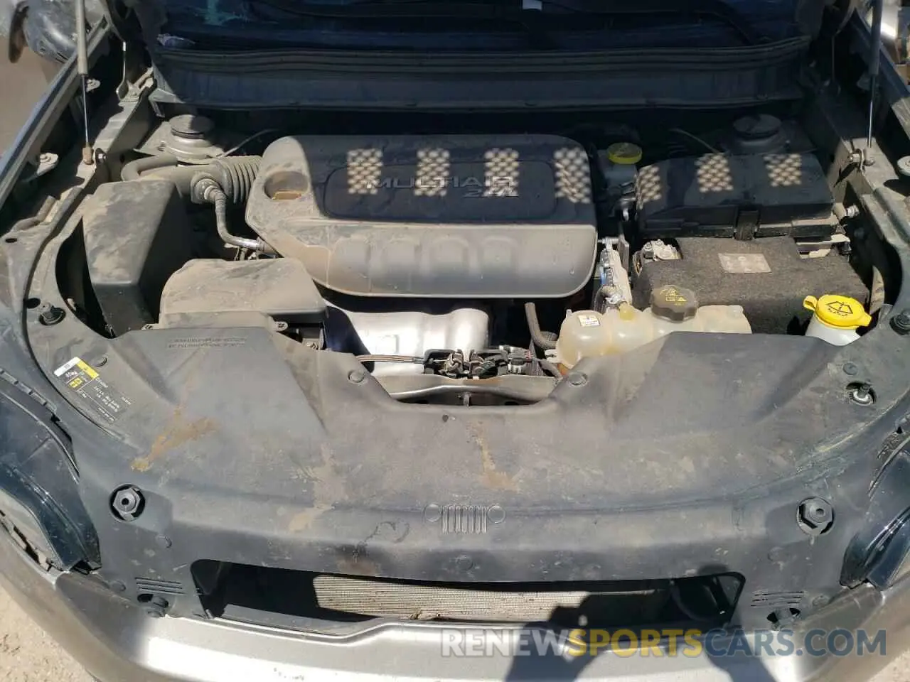 13 fotografías del automóvil dañado 1C4PJLCB2KD175825 JEEP GRAND CHER 2019