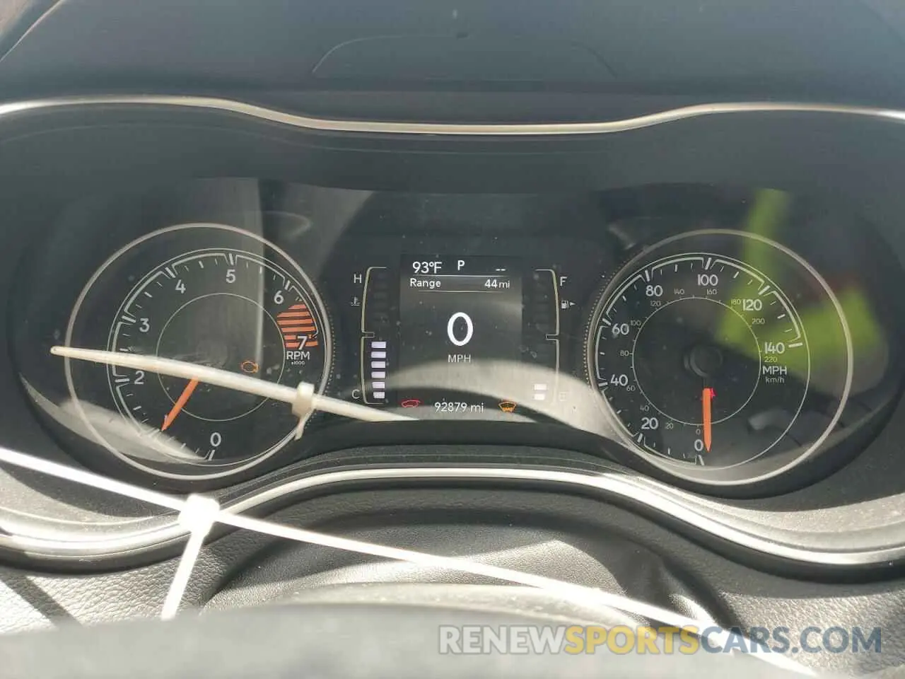 9 fotografías del automóvil dañado 1C4PJLCB2KD221315 JEEP GRAND CHER 2019