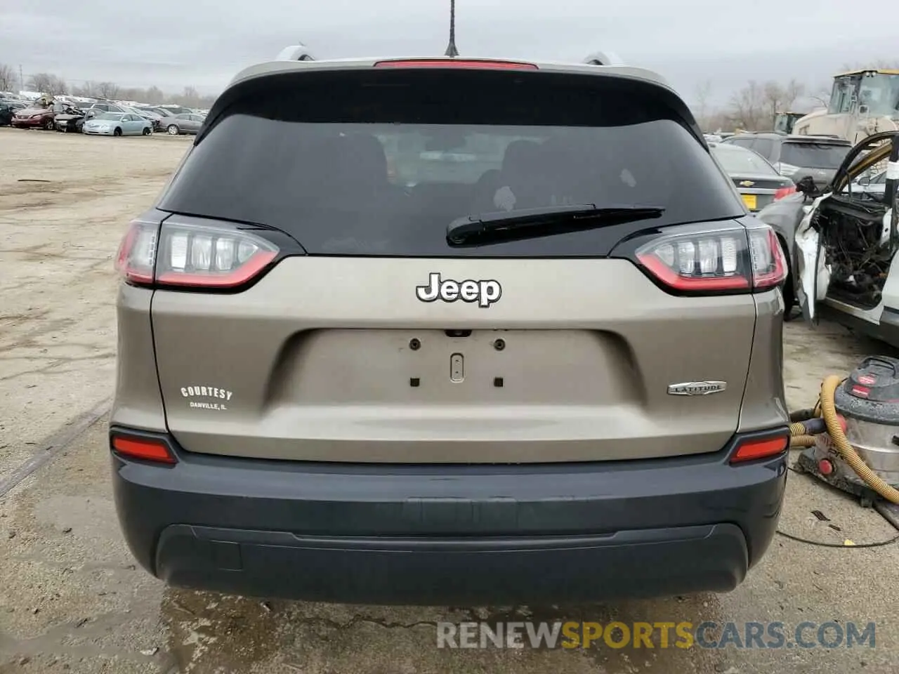 6 fotografías del automóvil dañado 1C4PJLCB2KD296886 JEEP GRAND CHER 2019