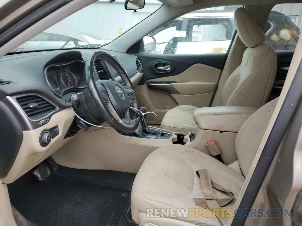 7 fotografías del automóvil dañado 1C4PJLCB2KD296886 JEEP GRAND CHER 2019