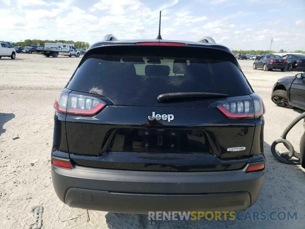 6 fotografías del automóvil dañado 1C4PJLCB5KD175253 JEEP GRAND CHER 2019
