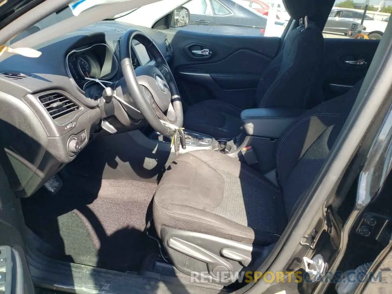 7 fotografías del automóvil dañado 1C4PJLCB5KD175253 JEEP GRAND CHER 2019