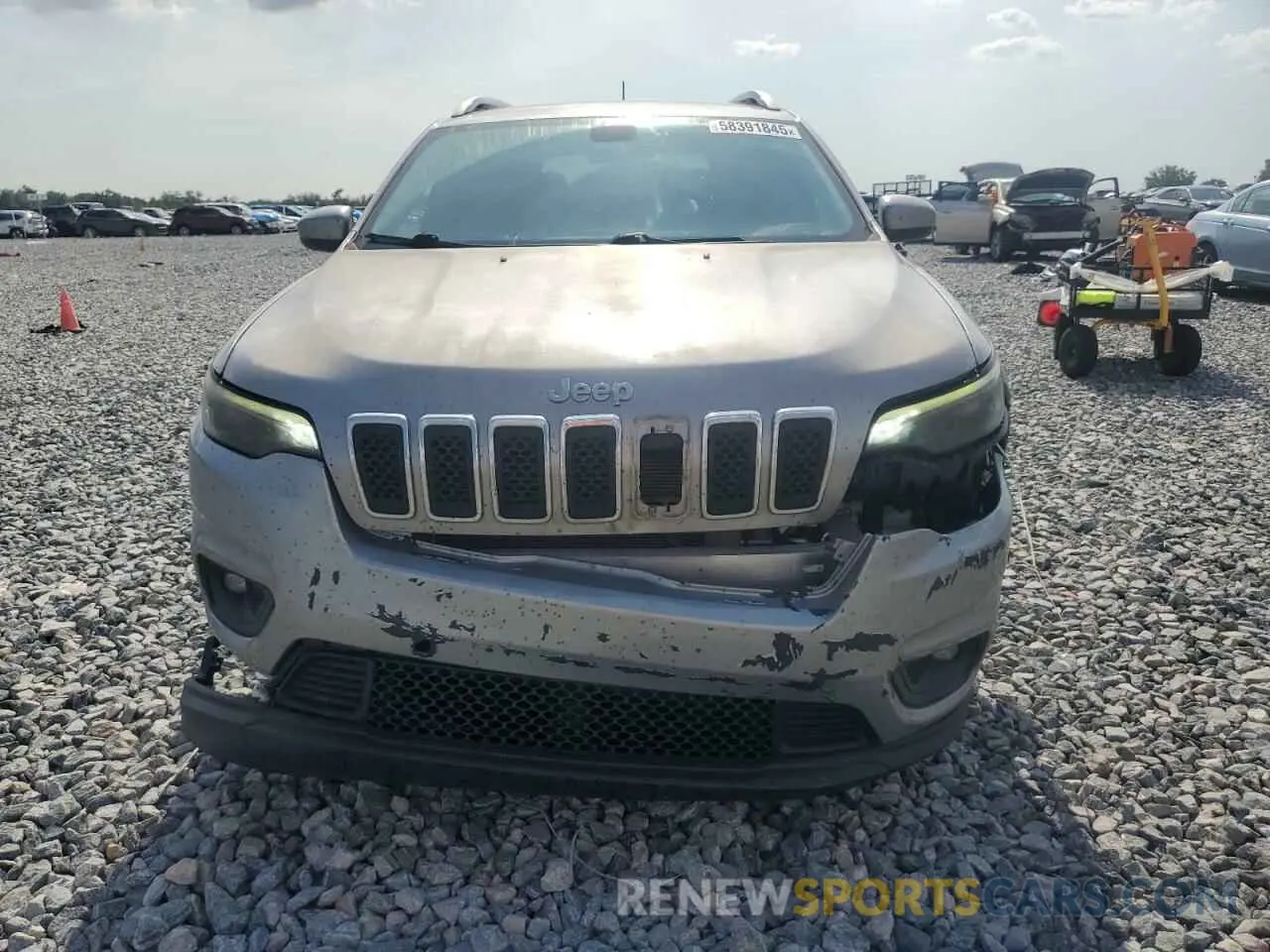 5 fotografías del automóvil dañado 1C4PJLCB5KD246810 JEEP GRAND CHER 2019