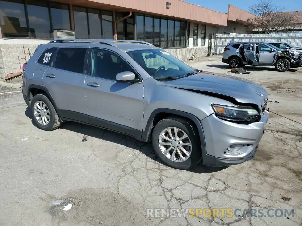 4 fotografías del automóvil dañado 1C4PJLCB5KD263574 JEEP GRAND CHER 2019