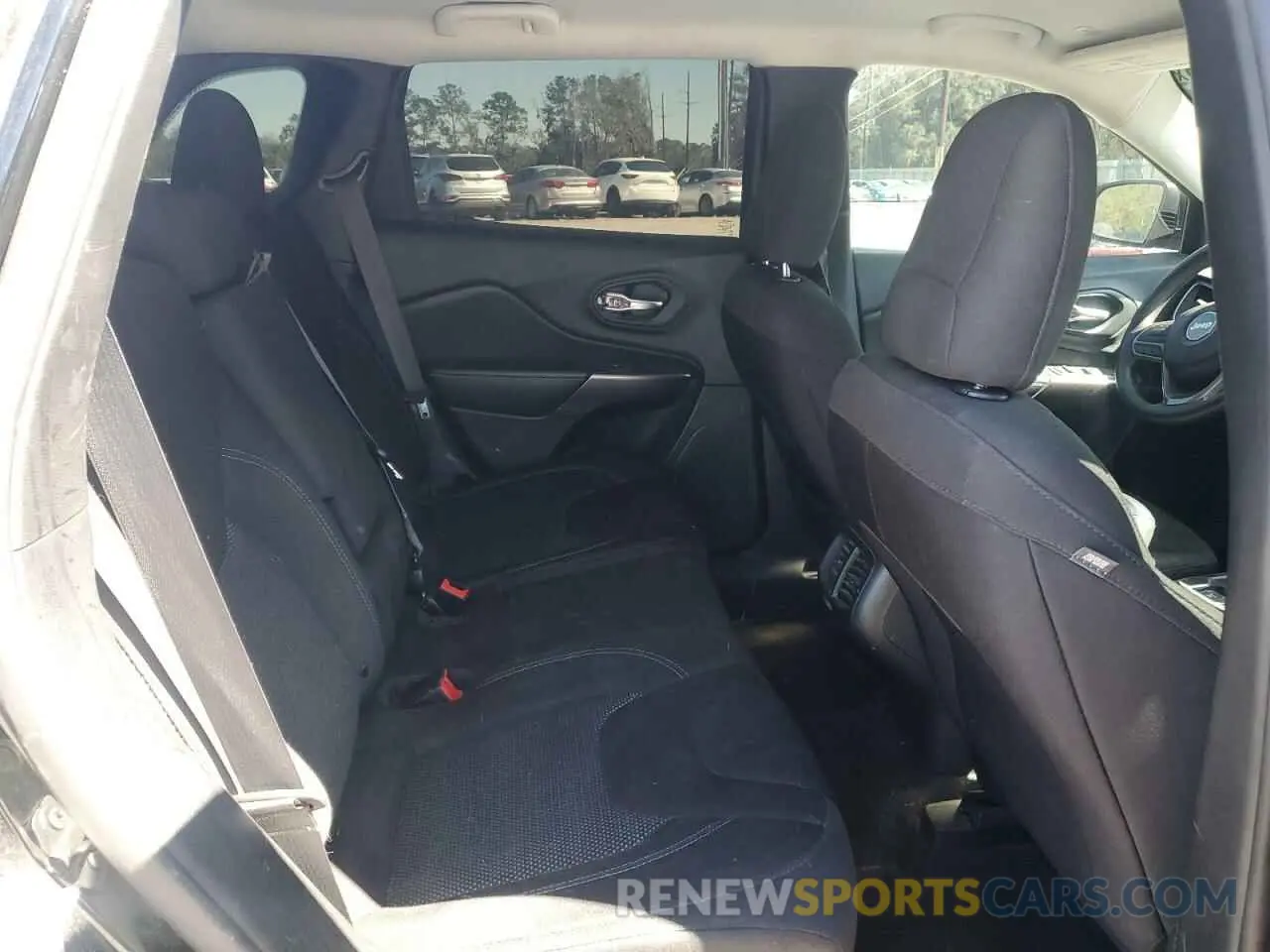 12 fotografías del automóvil dañado 1C4PJLCB5KD455724 JEEP GRAND CHER 2019