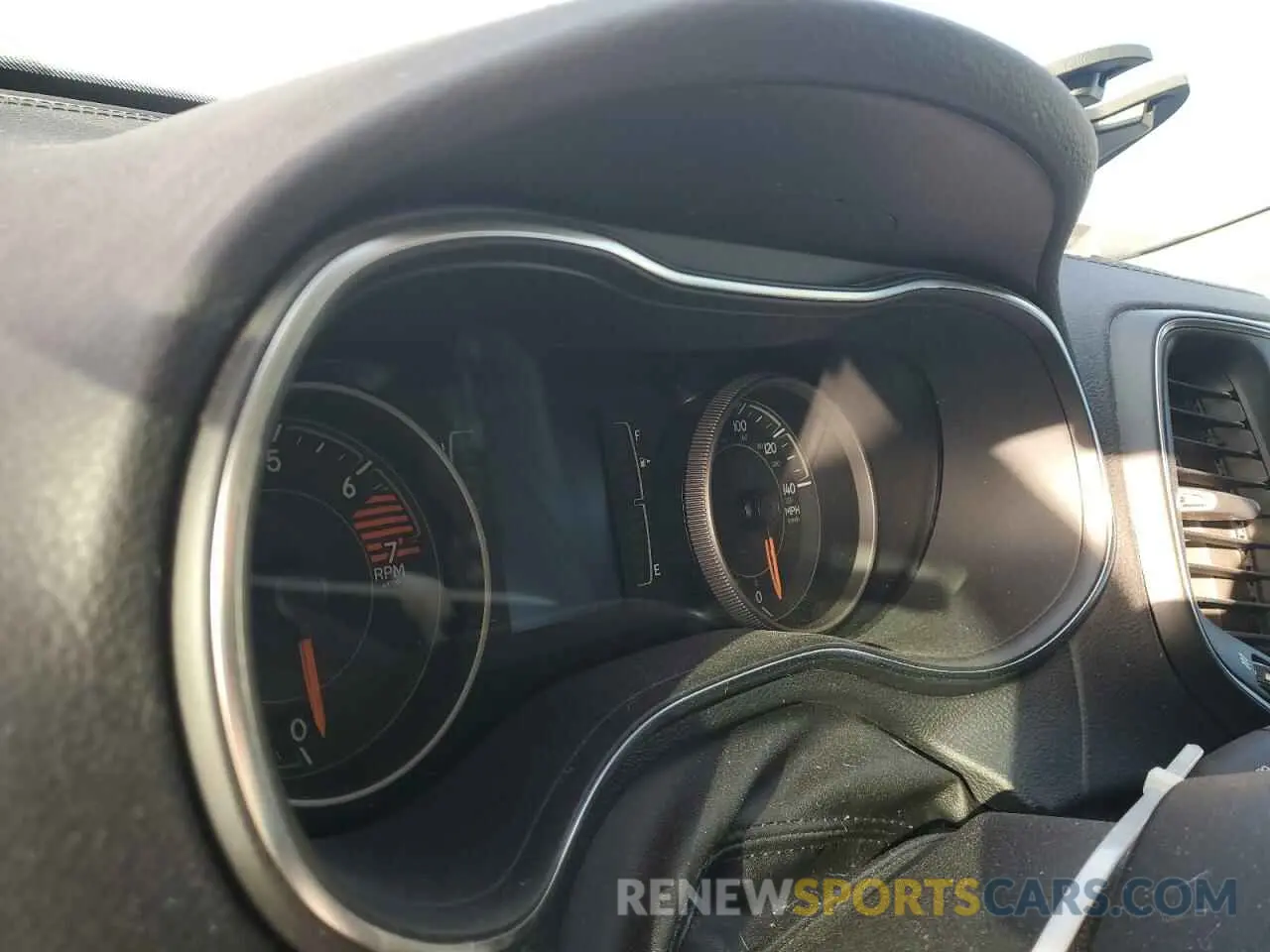 9 fotografías del automóvil dañado 1C4PJLCB6KD203187 JEEP GRAND CHER 2019
