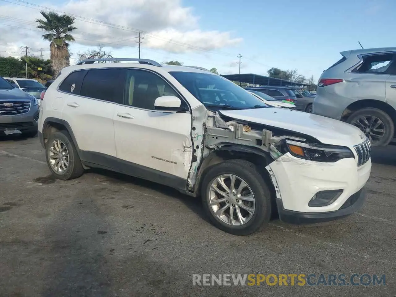 4 fotografías del automóvil dañado 1C4PJLCB6KD204677 JEEP GRAND CHER 2019