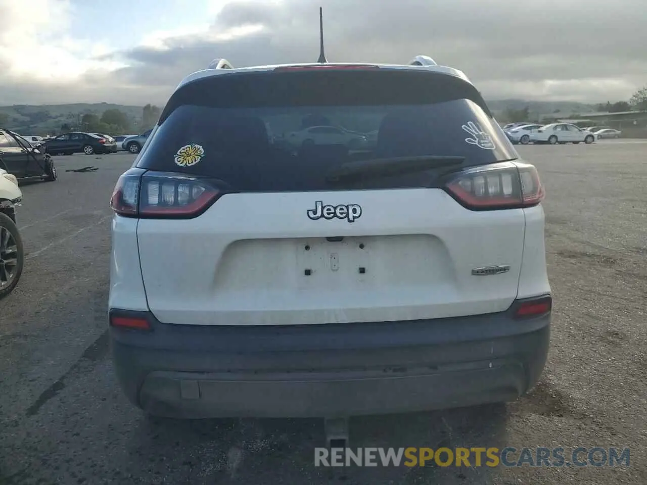 6 fotografías del automóvil dañado 1C4PJLCB6KD204677 JEEP GRAND CHER 2019