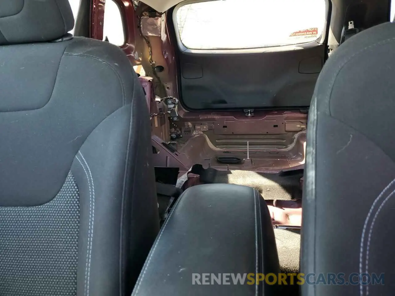 10 fotografías del automóvil dañado 1C4PJLCB6KD326276 JEEP GRAND CHER 2019