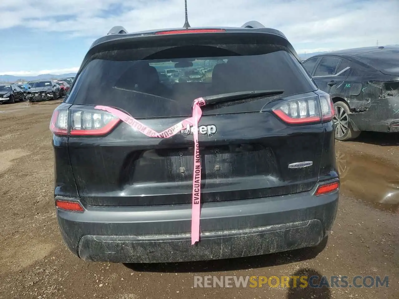6 fotografías del automóvil dañado 1C4PJLCB6KD370553 JEEP GRAND CHER 2019
