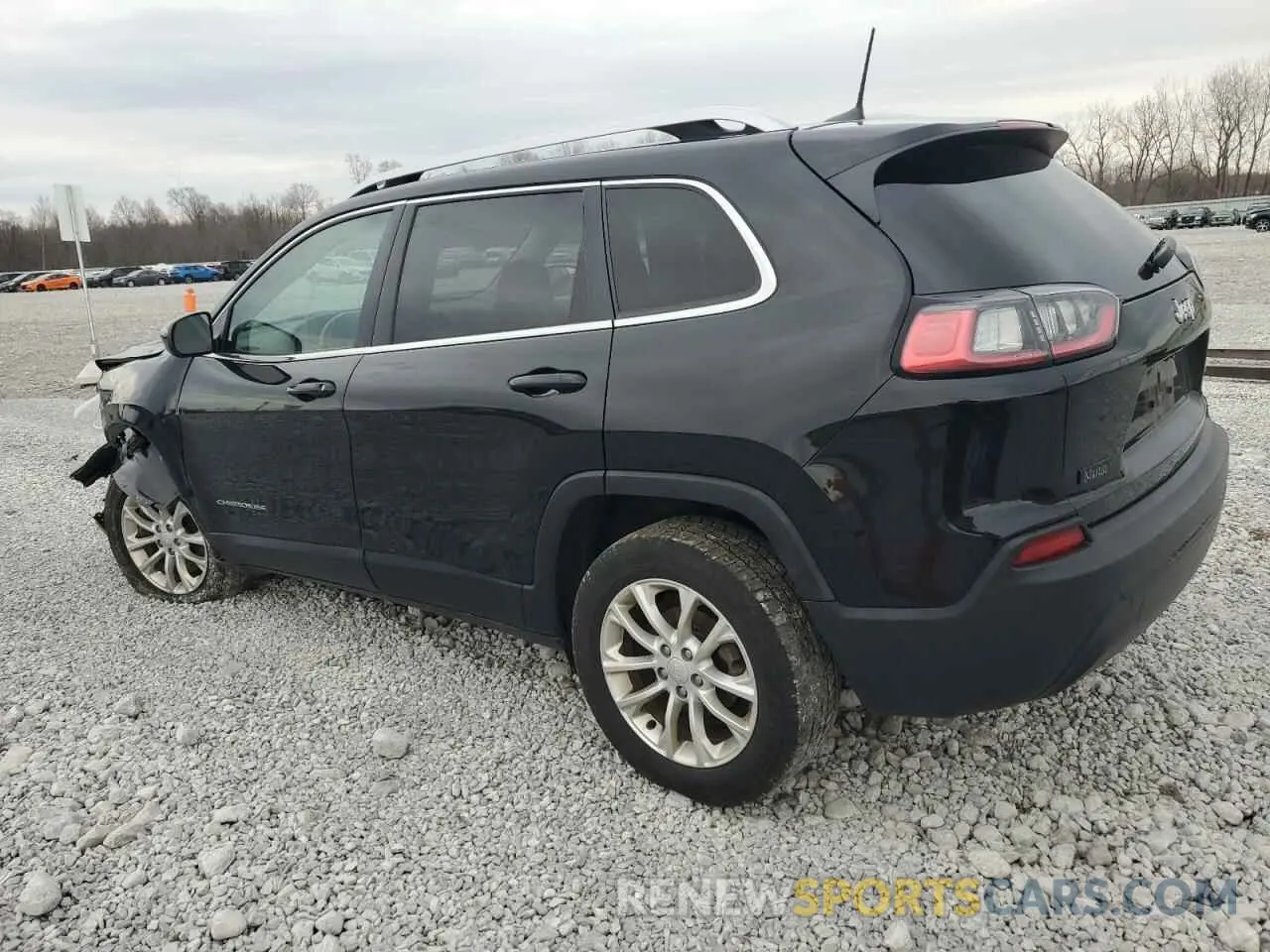 2 fotografías del automóvil dañado 1C4PJLCB6KD444229 JEEP GRAND CHER 2019