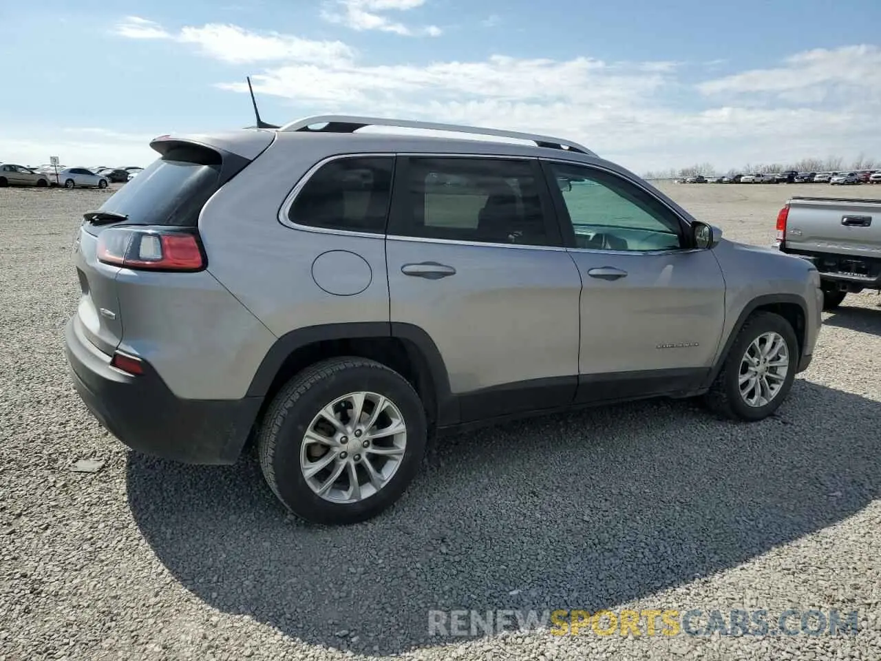 3 fotografías del automóvil dañado 1C4PJLCB7KD222086 JEEP GRAND CHER 2019