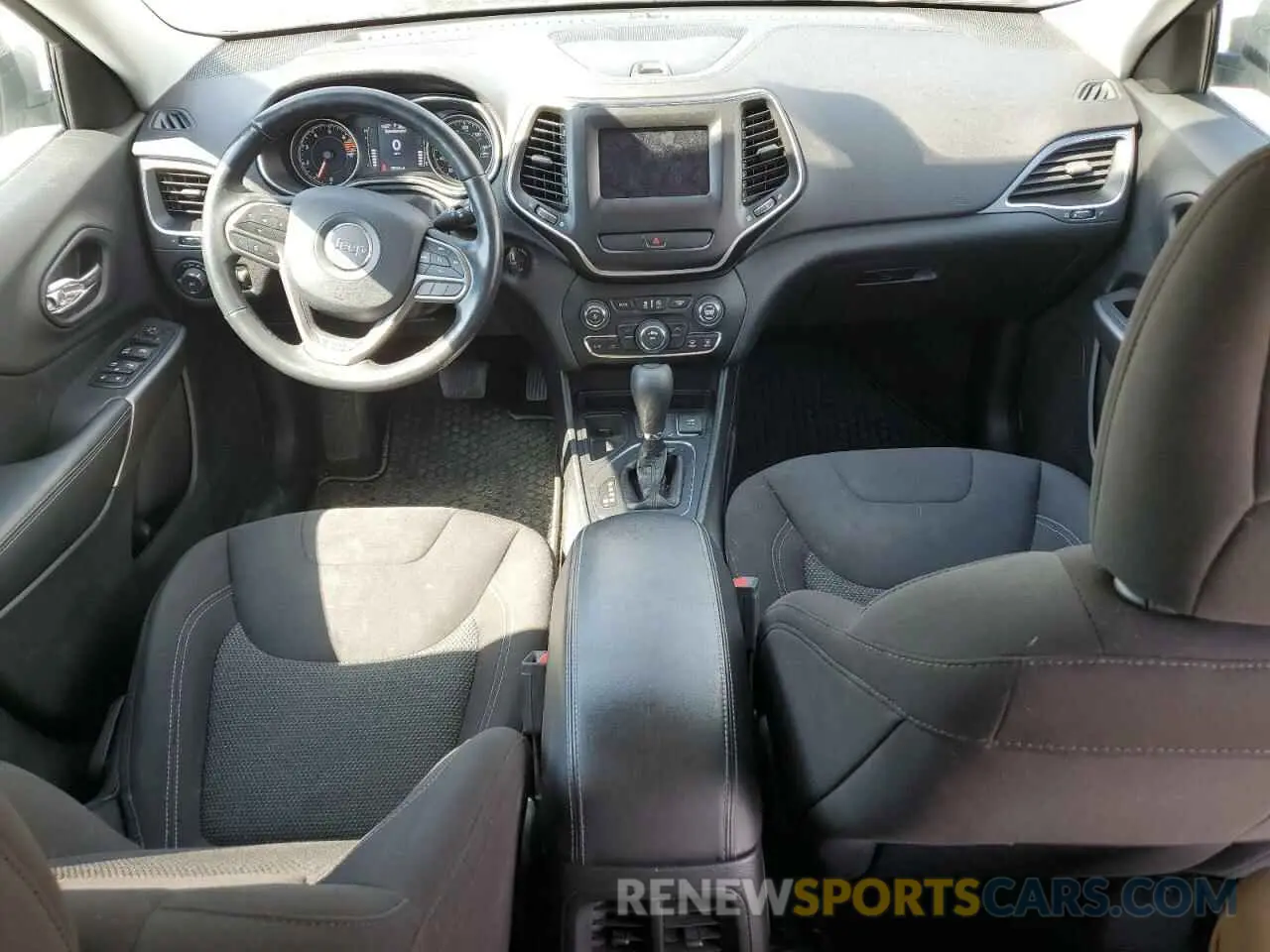 8 fotografías del automóvil dañado 1C4PJLCB7KD222086 JEEP GRAND CHER 2019
