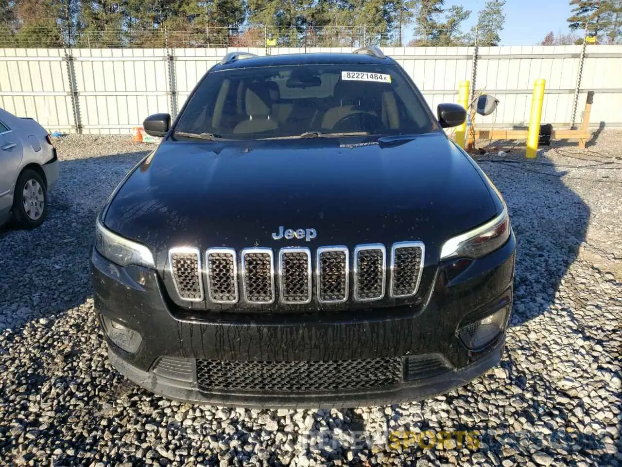 5 fotografías del automóvil dañado 1C4PJLCB7KD247666 JEEP GRAND CHER 2019
