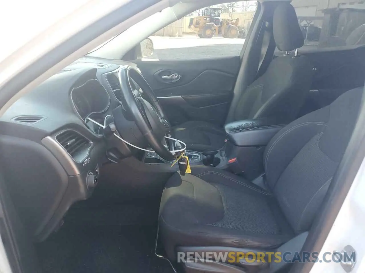 7 fotografías del automóvil dañado 1C4PJLCB7KD370156 JEEP GRAND CHER 2019