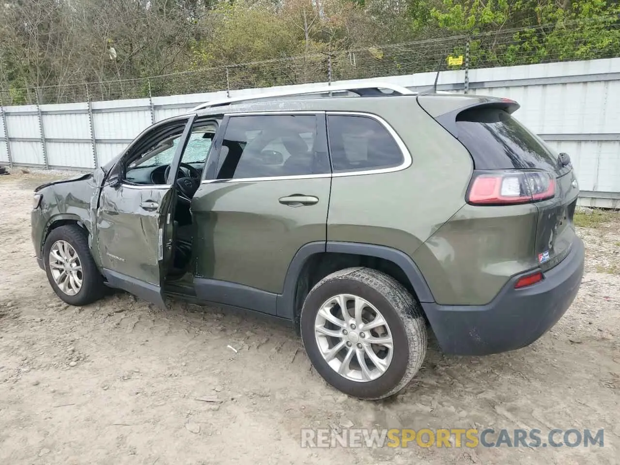 2 fotografías del automóvil dañado 1C4PJLCB8KD339546 JEEP GRAND CHER 2019
