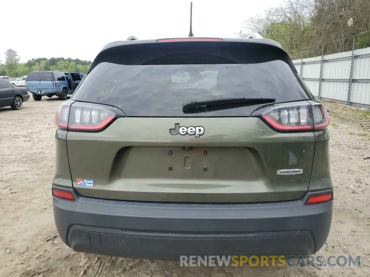 6 fotografías del automóvil dañado 1C4PJLCB8KD339546 JEEP GRAND CHER 2019