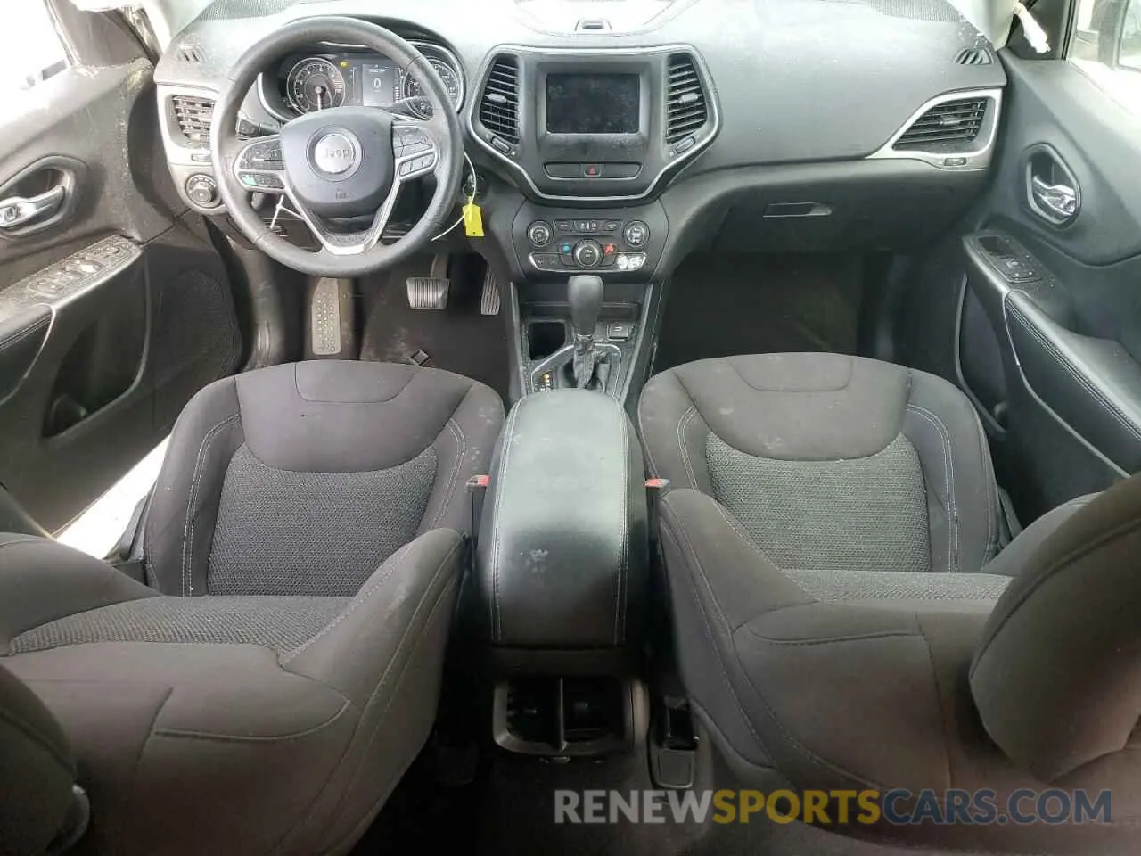 8 fotografías del automóvil dañado 1C4PJLCB8KD339546 JEEP GRAND CHER 2019