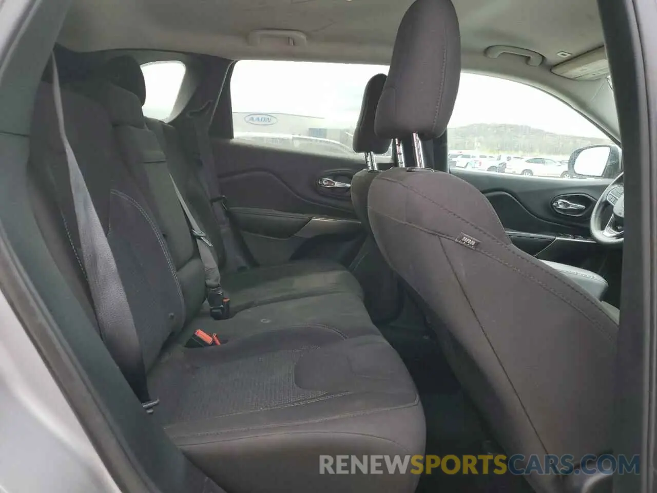 11 fotografías del automóvil dañado 1C4PJLCB8KD370134 JEEP GRAND CHER 2019