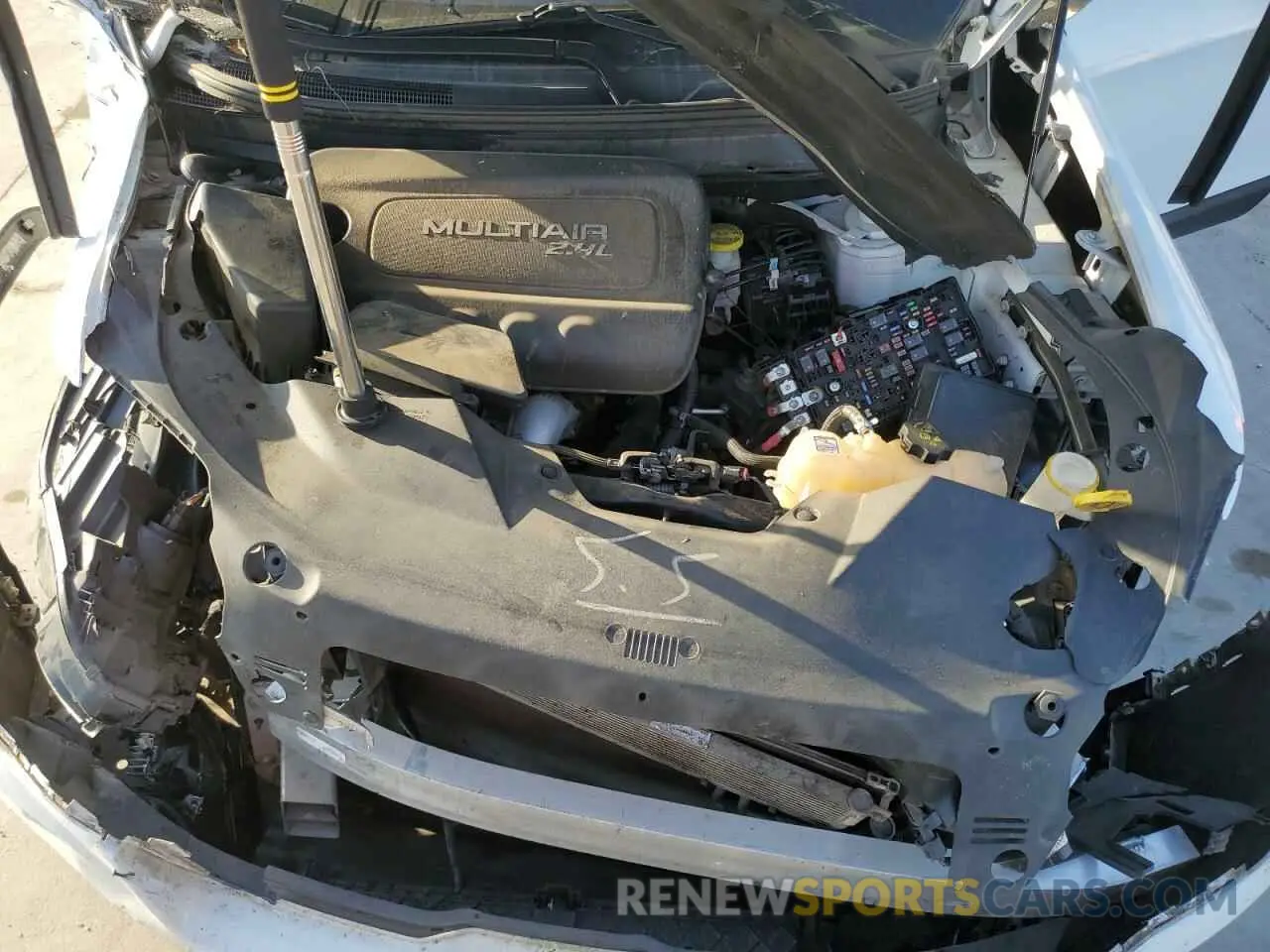 13 fotografías del automóvil dañado 1C4PJLCB9KD206424 JEEP GRAND CHER 2019