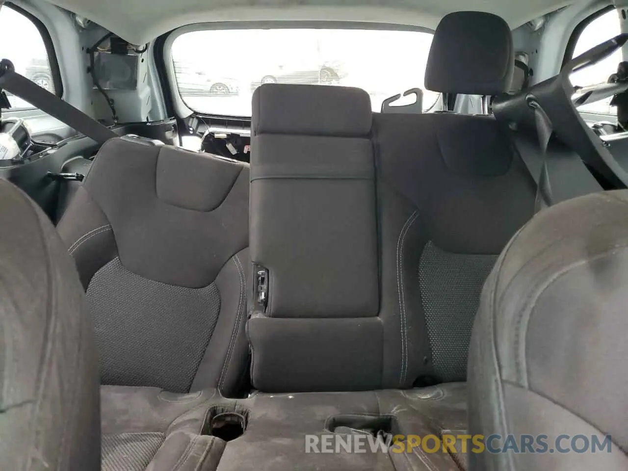 10 fotografías del automóvil dañado 1C4PJLCBXKD348507 JEEP GRAND CHER 2019