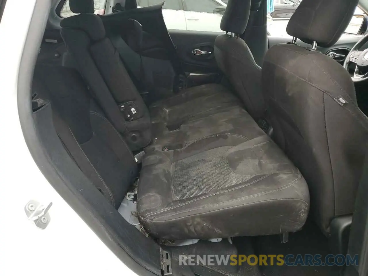 11 fotografías del automóvil dañado 1C4PJLCBXKD348507 JEEP GRAND CHER 2019