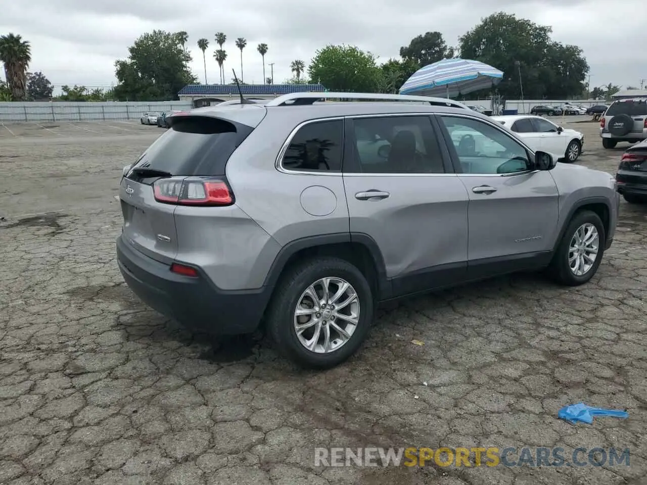 3 fotografías del automóvil dañado 1C4PJLCBXKD466542 JEEP GRAND CHER 2019