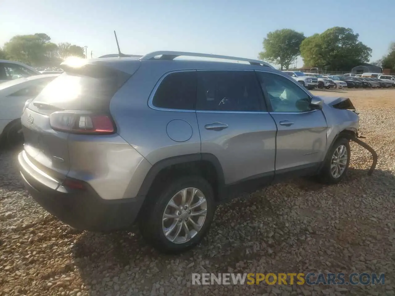 3 fotografías del automóvil dañado 1C4PJLCX4KD110812 JEEP GRAND CHER 2019