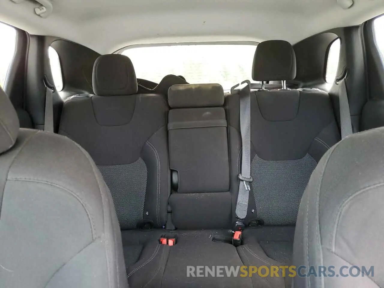 10 fotografías del automóvil dañado 1C4PJLCX5KD148002 JEEP GRAND CHER 2019
