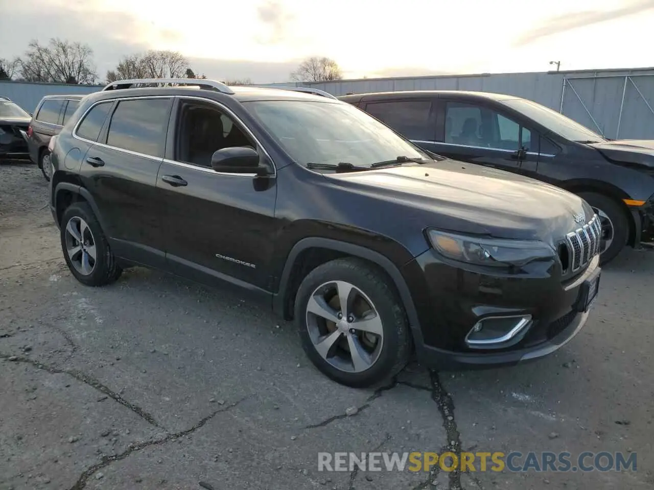 4 fotografías del automóvil dañado 1C4PJLDB7KD416230 JEEP GRAND CHER 2019
