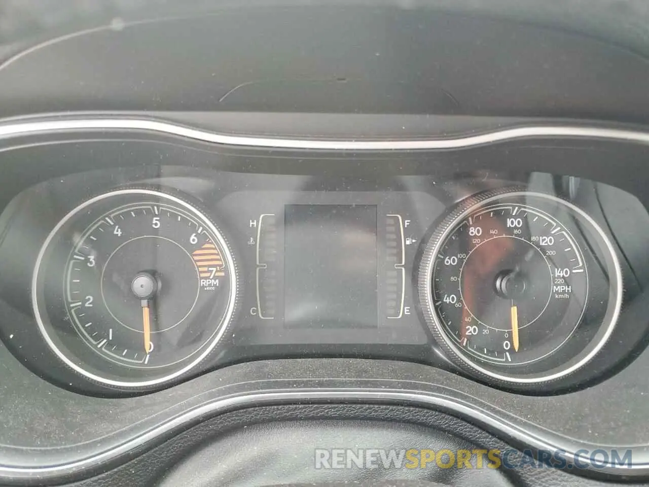 9 fotografías del automóvil dañado 1C4PJLLB0KD312714 JEEP GRAND CHER 2019