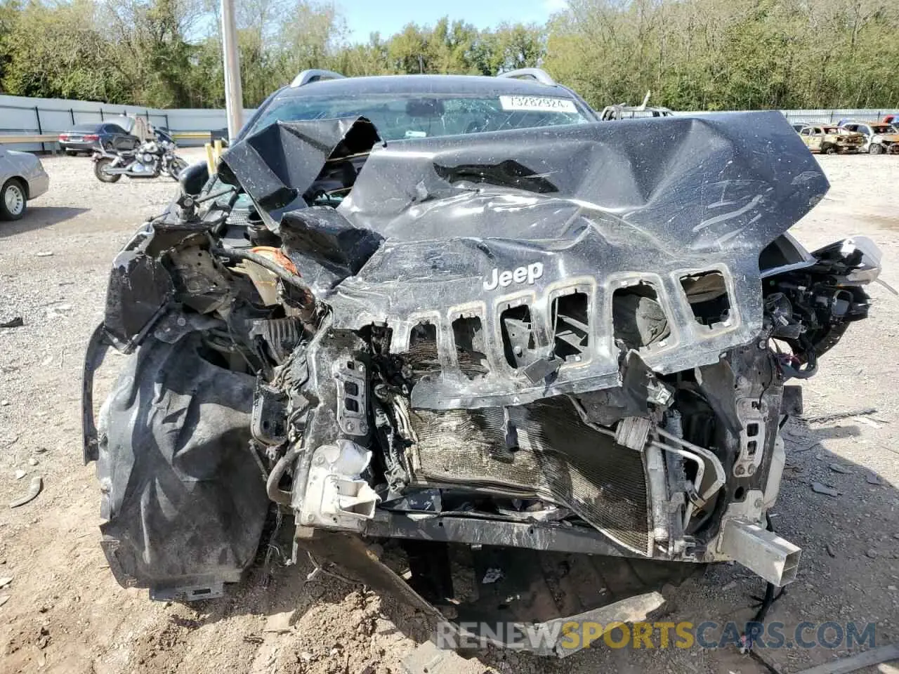 5 fotografías del automóvil dañado 1C4PJLLB1KD111632 JEEP GRAND CHER 2019