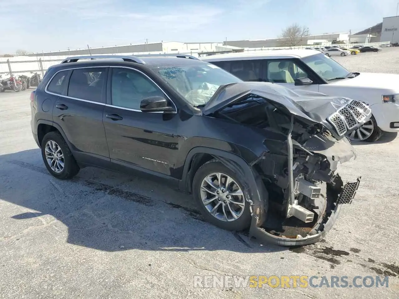 4 fotografías del automóvil dañado 1C4PJLLB3KD247681 JEEP GRAND CHER 2019