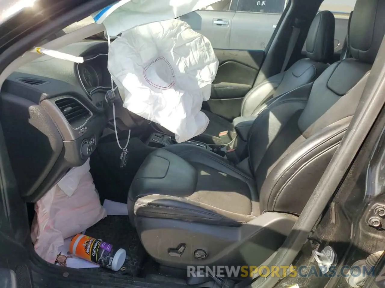 7 fotografías del automóvil dañado 1C4PJLLB3KD247681 JEEP GRAND CHER 2019